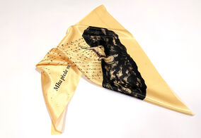 Šátek Mha přede mnou