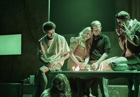 S. Toman, K. Oltová, P. Batěk, M. Řezníček, v popředí Š. Fingerhutová